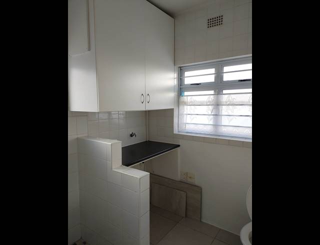 1 bed property to rent in VREDEHOEK